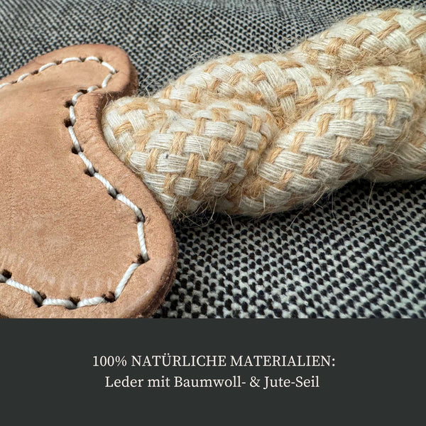 Leder-Spielzeug "Herz" mit Seil